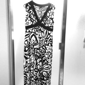 Black and White Maxi dress